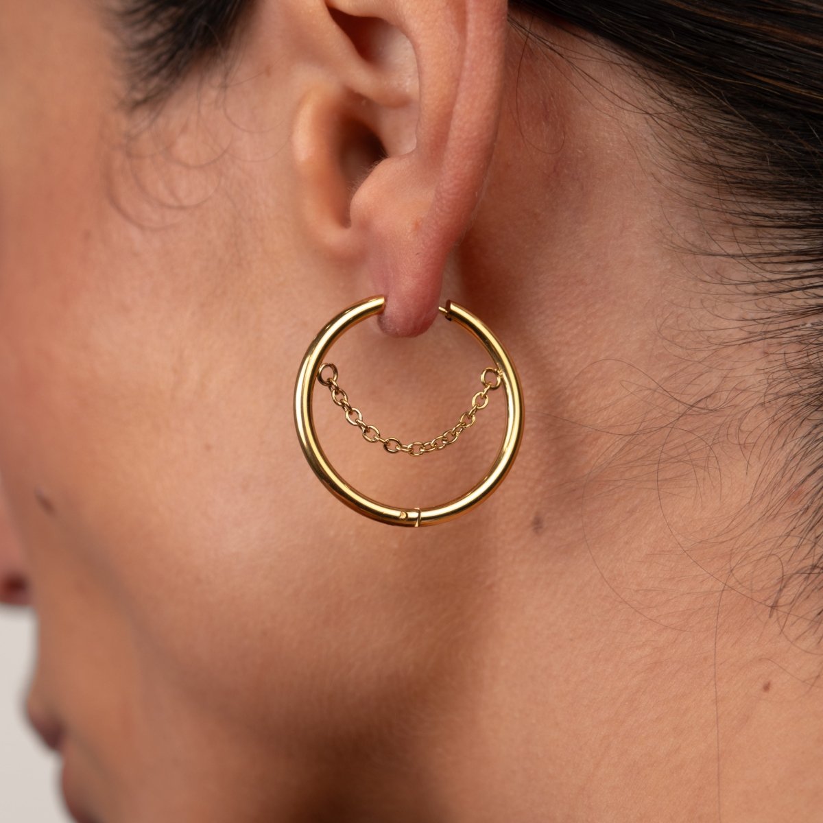 Hoop Earrings Kite Hoop Earrings 18K Gold-Plated in 18K gold-plated – Meiva earrings view 4