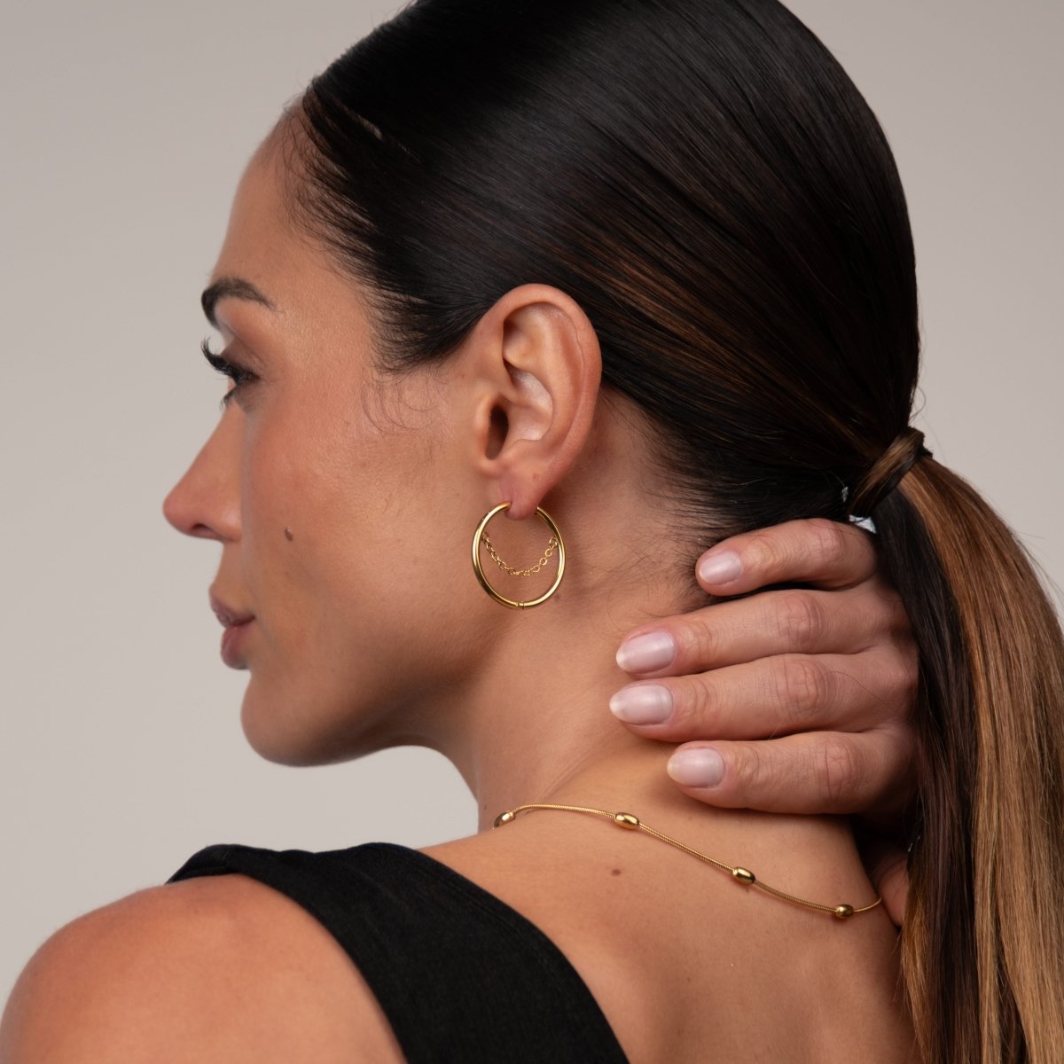 Hoop Earrings Kite Hoop Earrings 18K Gold-Plated in 18K gold-plated – Meiva earrings view 5