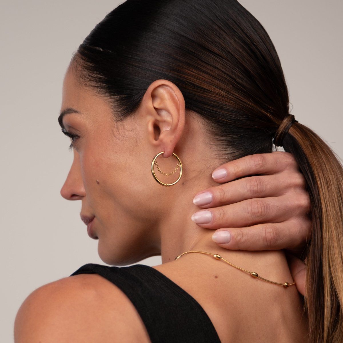 Hoop Earrings Kite Hoop Earrings 18K Gold-Plated in 18K gold-plated – Meiva earrings view 6