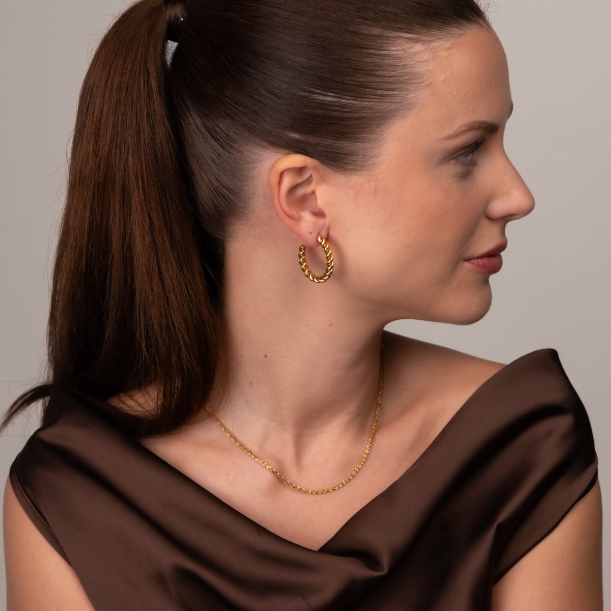 Earrings Twist 18K Gold-Plated Earring in 18K gold-plated – Meiva earrings view 7