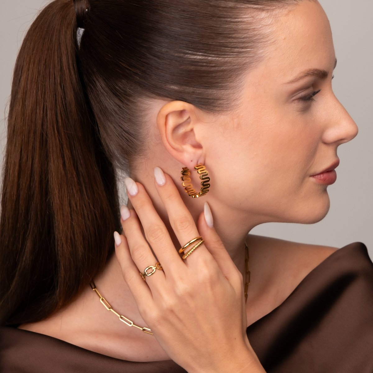 Earrings Zig Zag 18K Gold-Plated in 18K gold-plated – Meiva earrings view 3