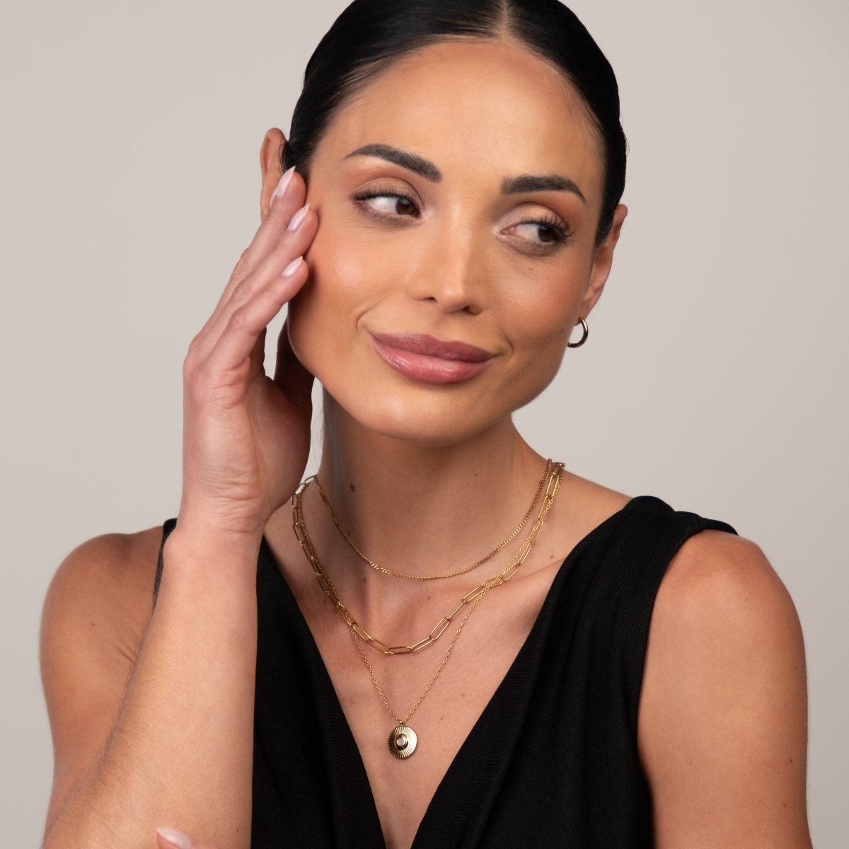 Set Cleopatra Necklace 18K Gold Plated in 18K gold-plated – Meiva necklace view 3