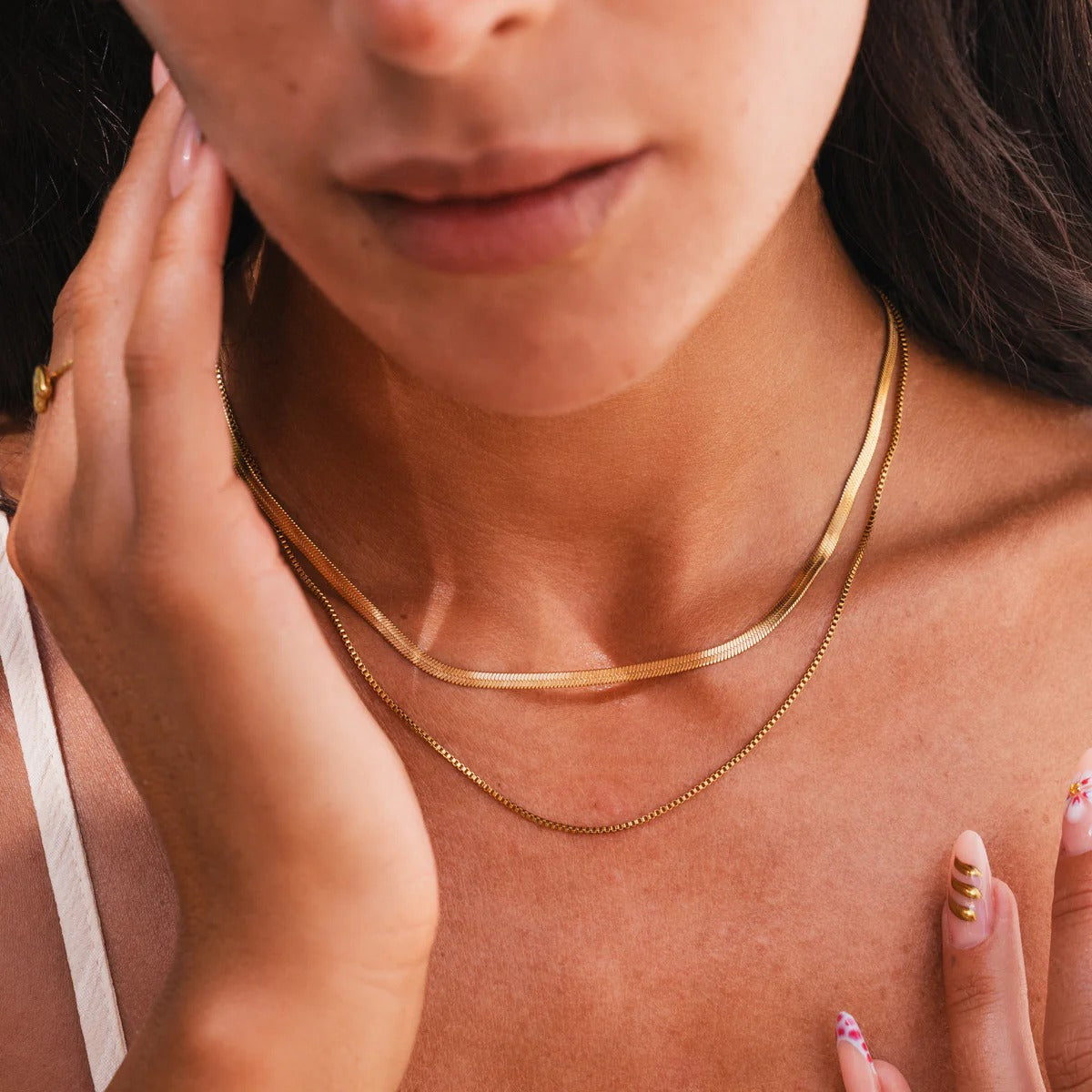 Set Essentials Necklace 18K Gold Plated in 18K gold-plated – Meiva necklace view 5