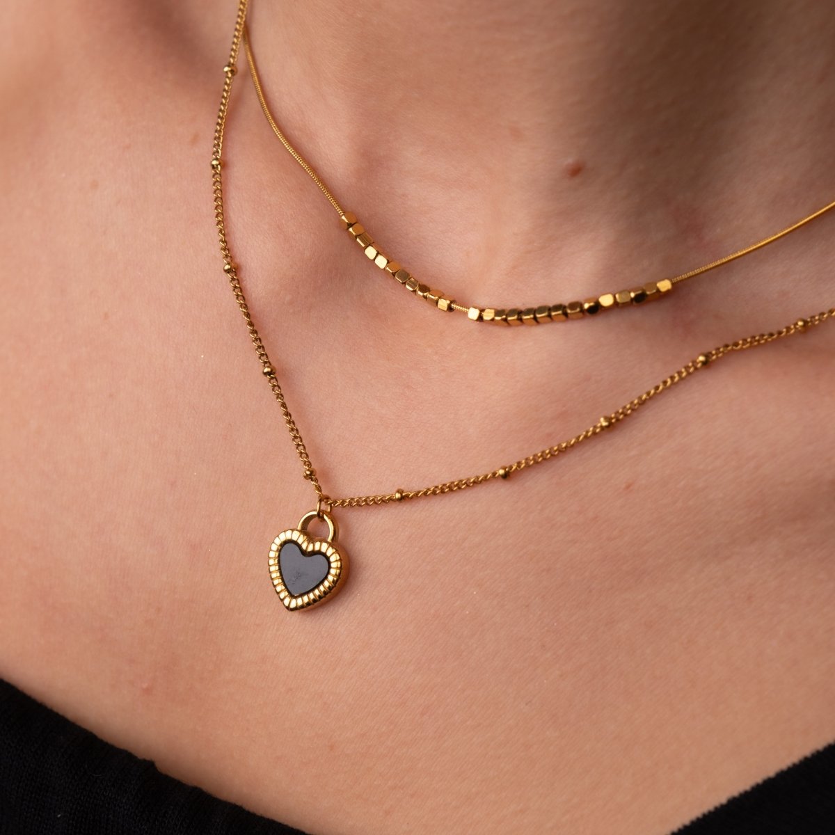 Set Marbled Heart Necklace 18K Gold Plated in 18K gold-plated – Meiva necklace view 5