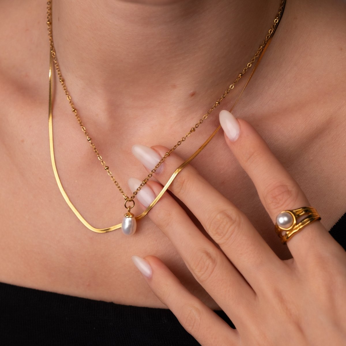 Necklace Shine Double Set 18K Gold-Plated in 18K gold-plated – Meiva necklace view 3