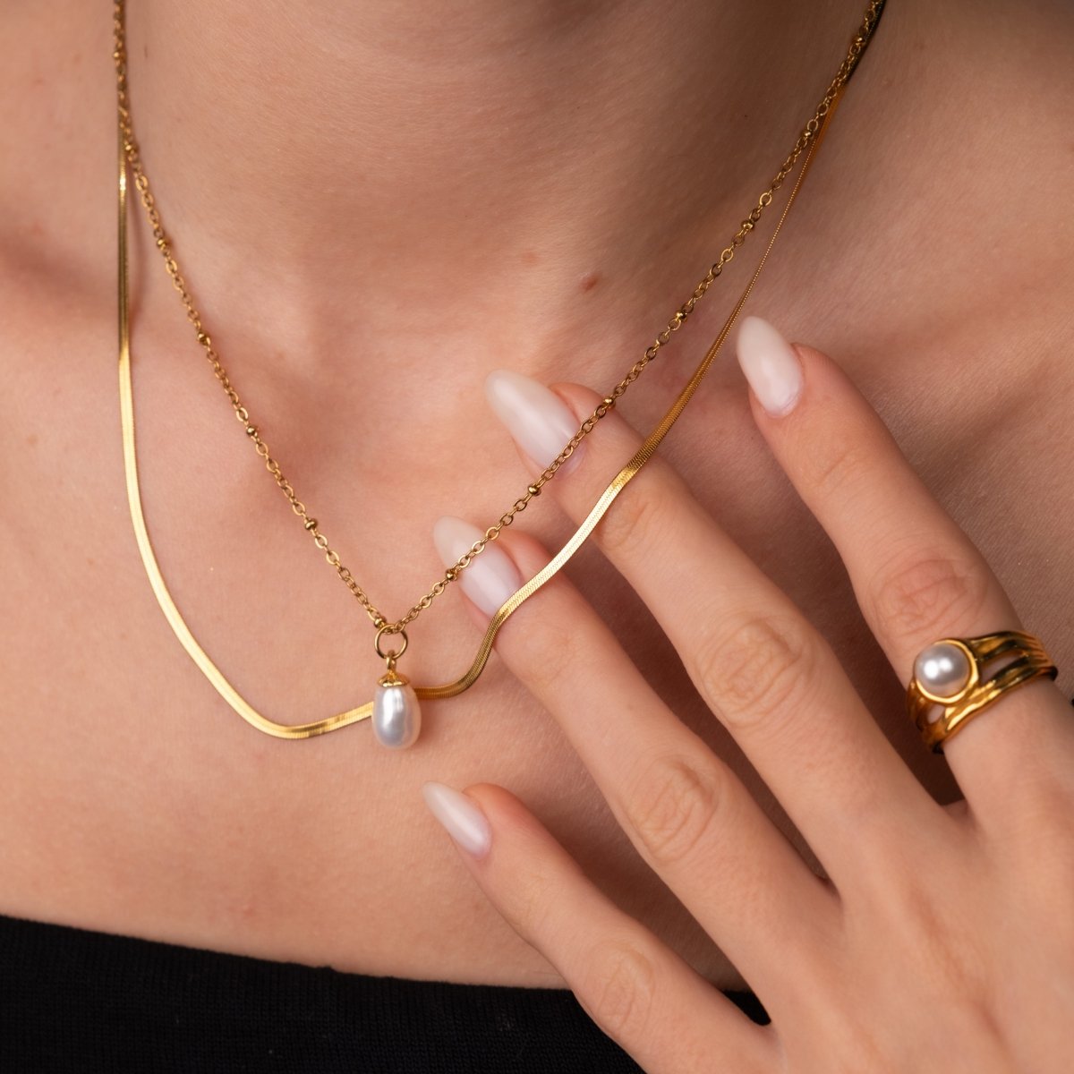 Necklace Shine Double Set 18K Gold-Plated in 18K gold-plated – Meiva necklace view 4