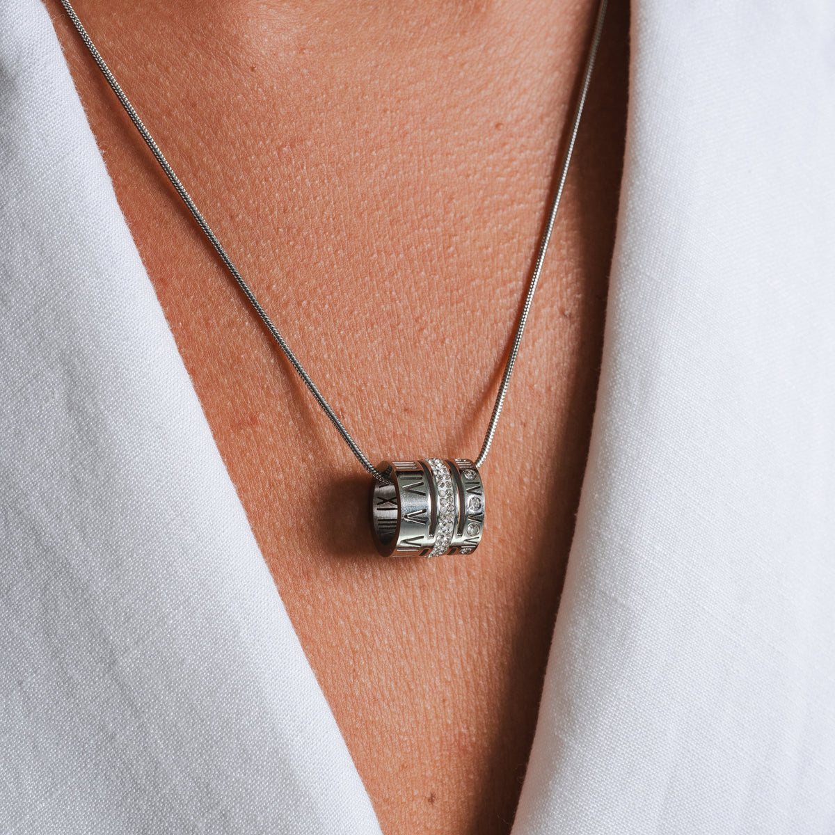 Necklace Triple Ring Roman Numeral Silver – Meiva ring view 3