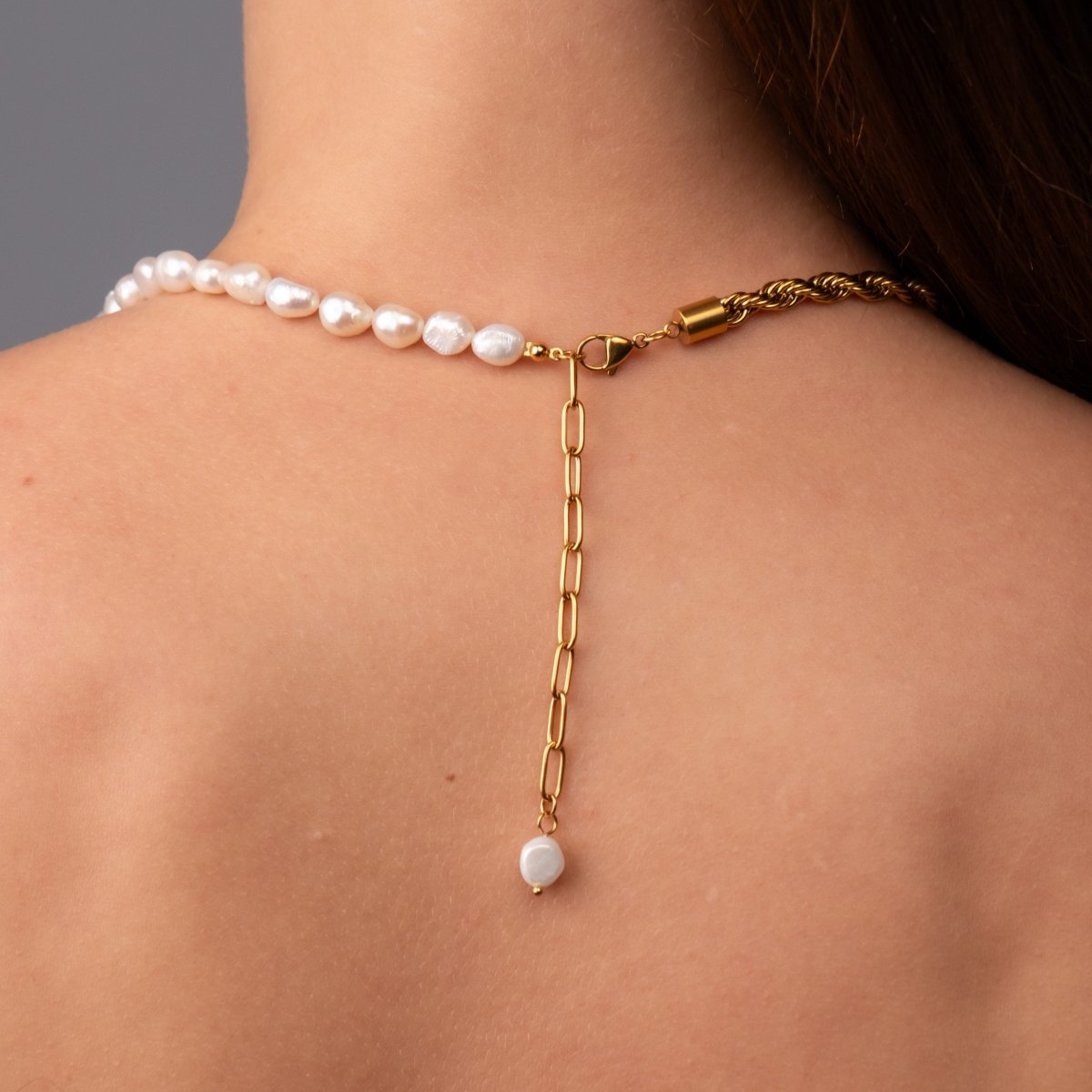 Necklace Brazilian Pearl 18K Gold Plated in 18K gold-plated, pearl – Meiva necklace view 5