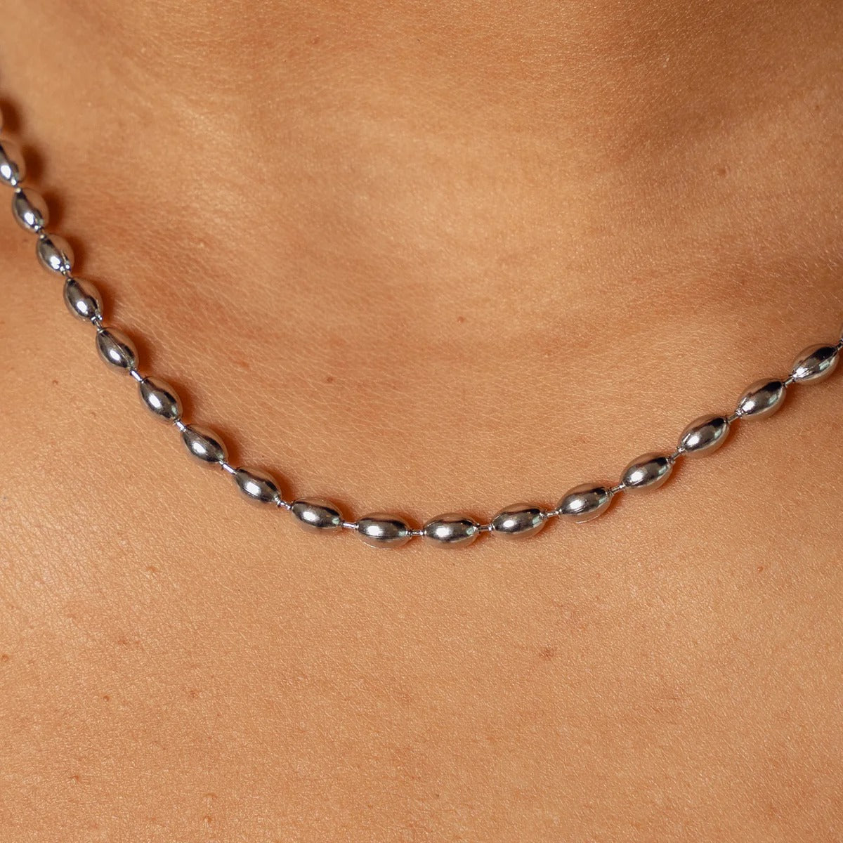 Necklace Bead Chain Silver – Meiva necklace view 4
