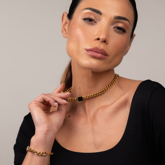 Necklace Square Onyx Stone Chain 18K Gold-Plated in 18K gold-plated – Meiva necklace view 2
