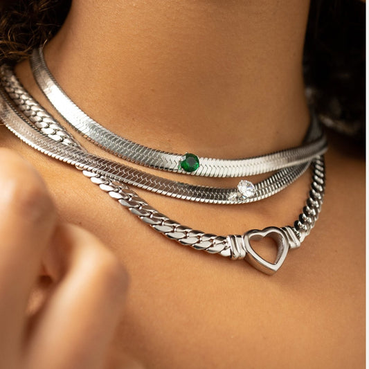 Necklace Minimalist Heart Choker Silver – Meiva necklace view 2