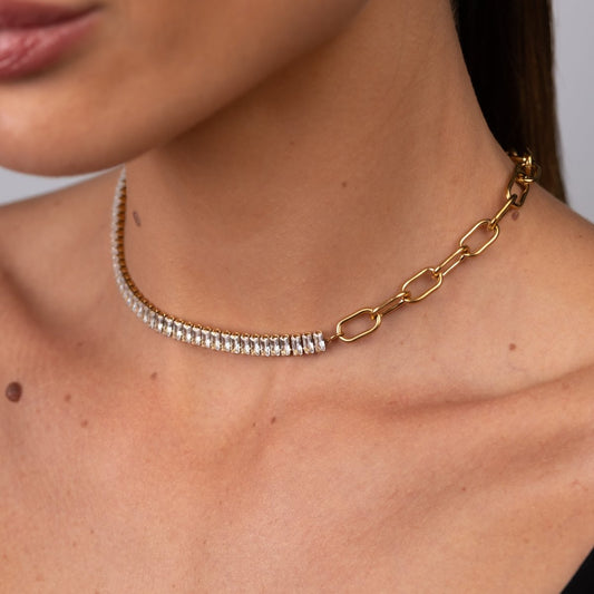 Necklace Riviera Baguette Choker 18K Gold-Plated in 18K gold-plated – Meiva necklace view 2