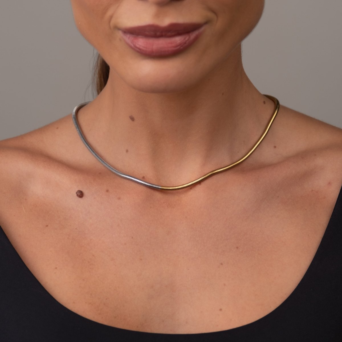 Necklace Contrast Mesh 18K Gold-Plated in 18K gold-plated – Meiva necklace view 6
