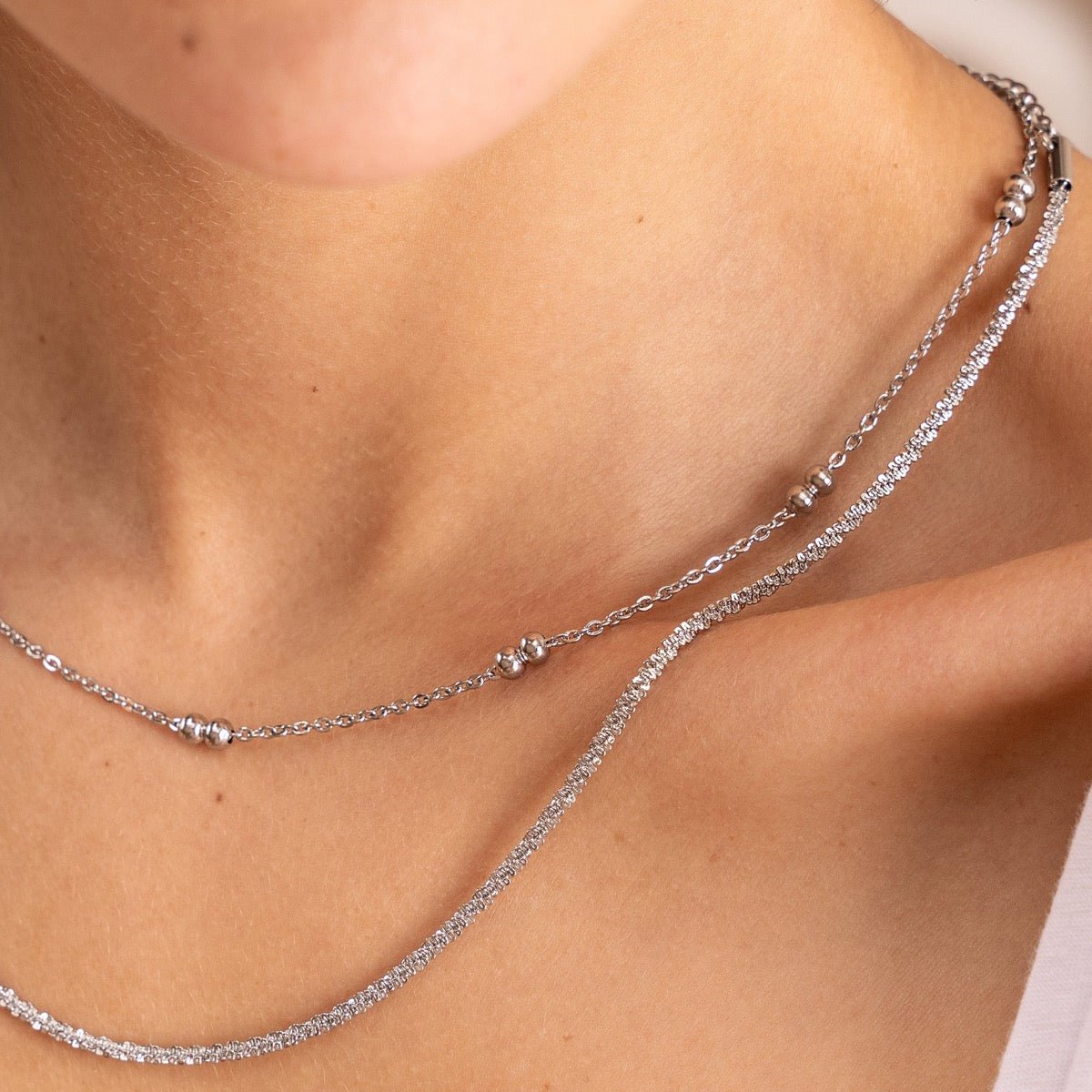Necklace Dely Silver – Meiva necklace view 3