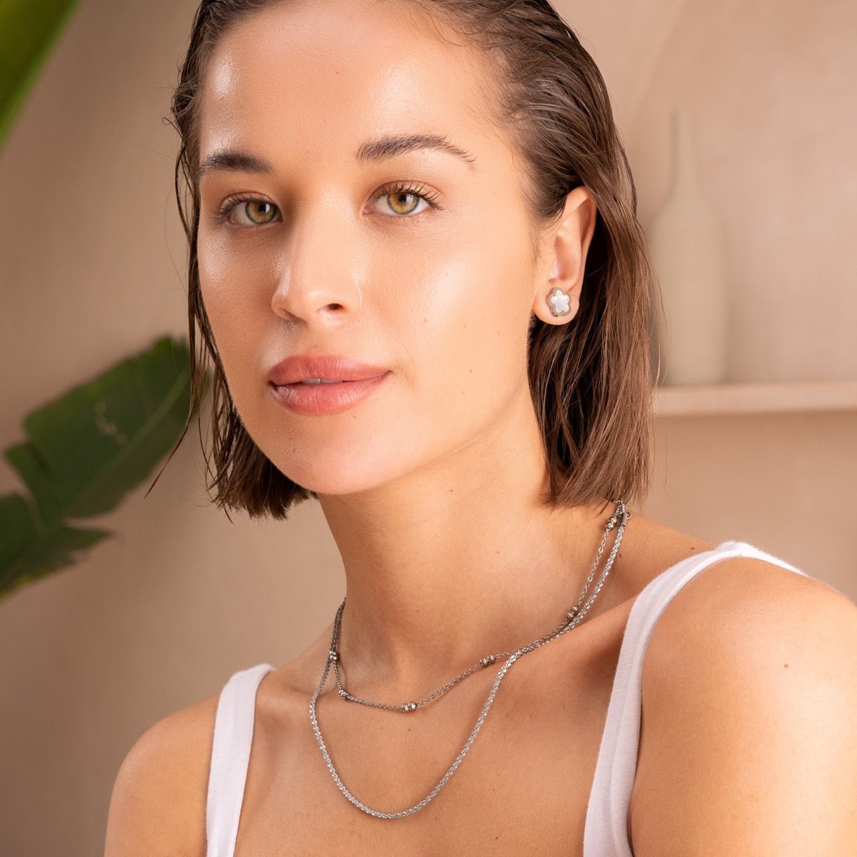 Necklace Dely Silver – Meiva necklace view 4