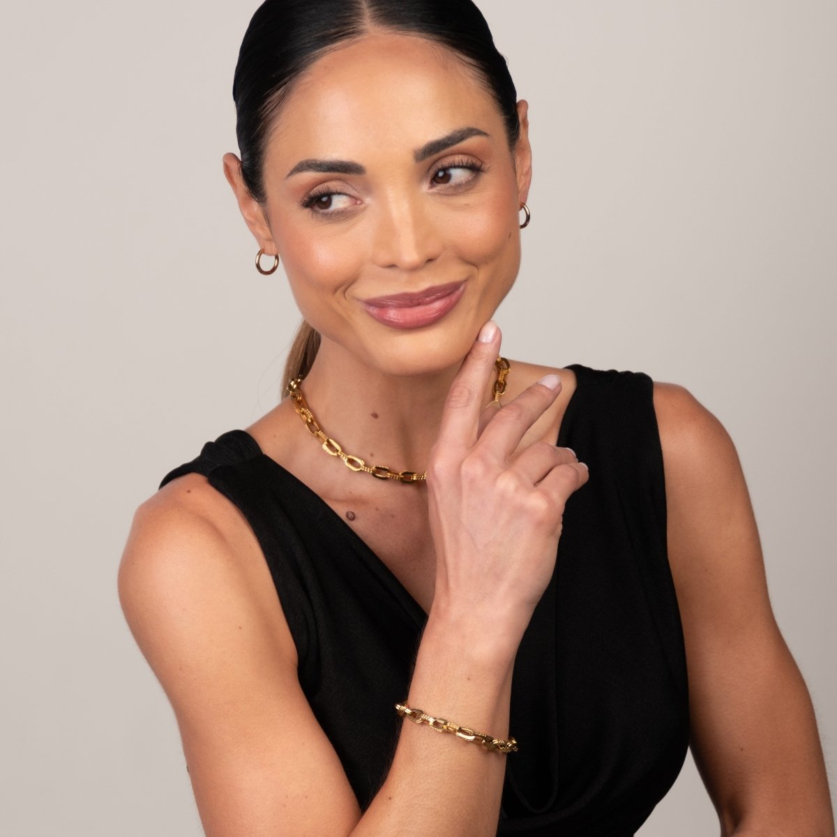 Necklace Chunky Link 18K Gold-Plated in 18K gold-plated – Meiva necklace view 3