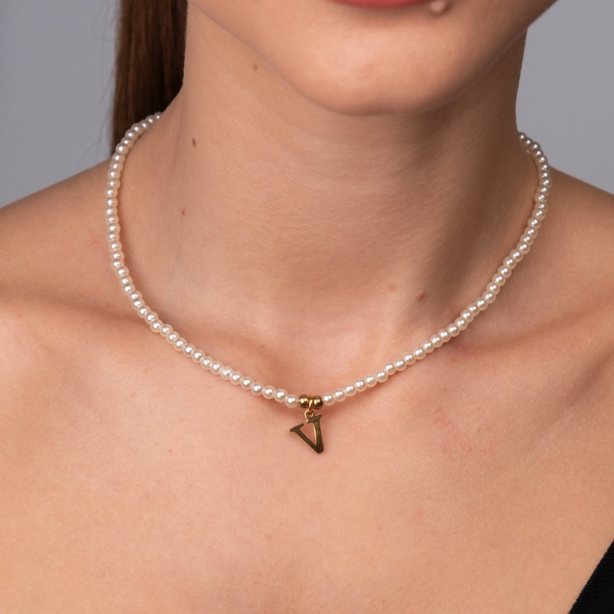 Necklace Pearl Initial Letter 18K Gold-Plated in 18K gold-plated, pearl – Meiva necklace view 6