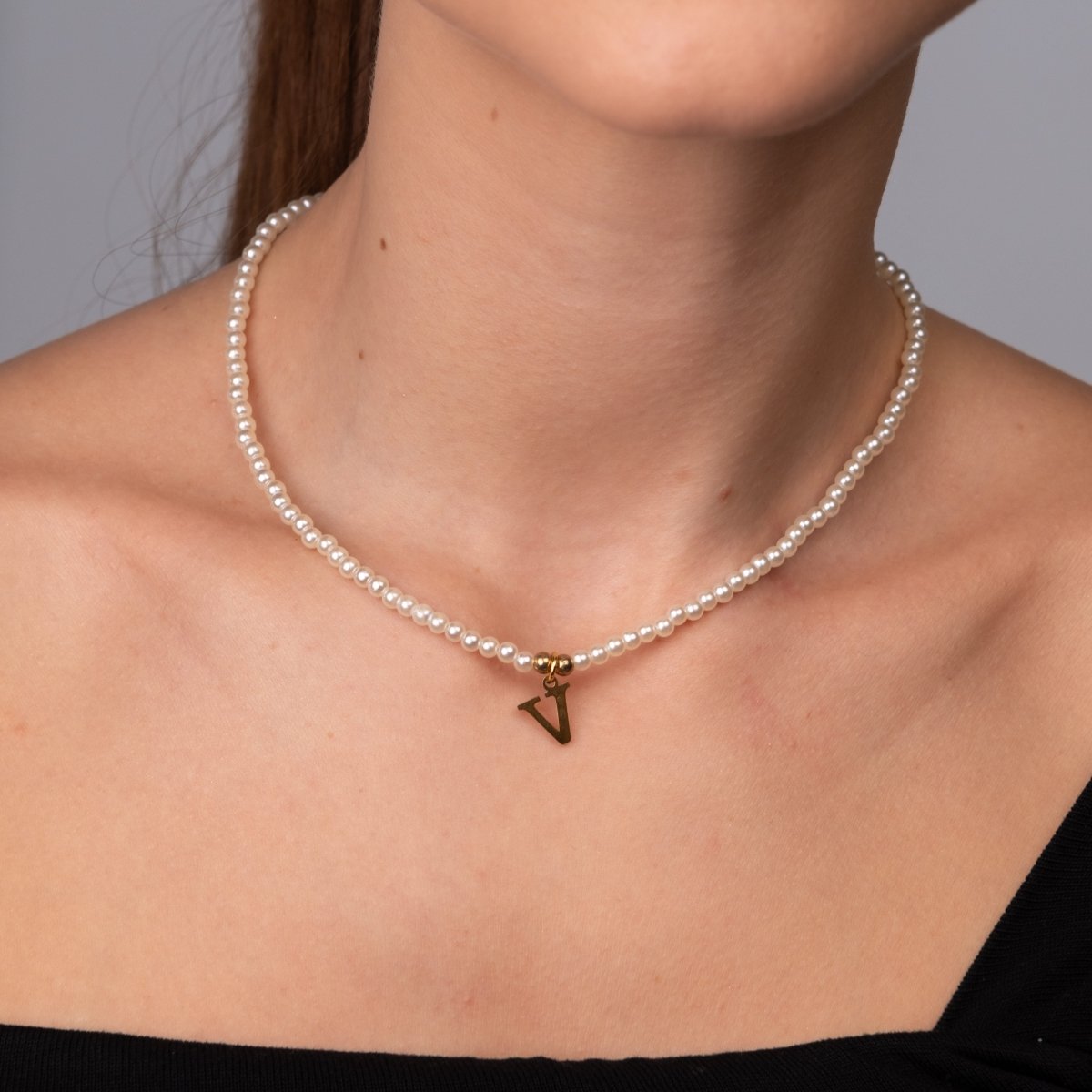 Necklace Pearl Initial Letter 18K Gold-Plated in 18K gold-plated, pearl – Meiva necklace view 7