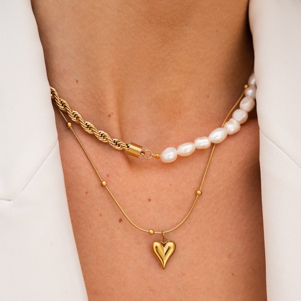 Necklace Life Love Heart 18K Gold-Plated in 18K gold-plated – Meiva necklace view 3