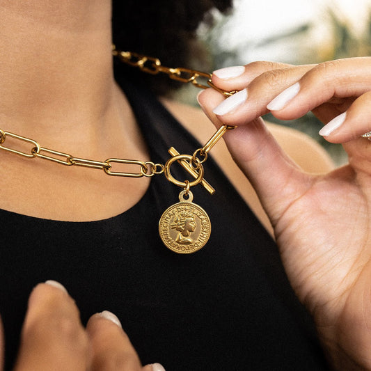 Necklace London Cents 18K Gold-Plated in 18K gold-plated – Meiva necklace view 2