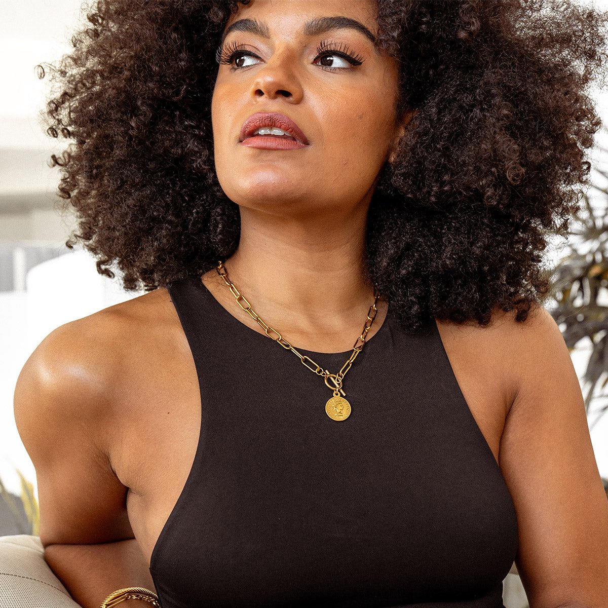 Necklace London Cents 18K Gold-Plated in 18K gold-plated – Meiva necklace view 3