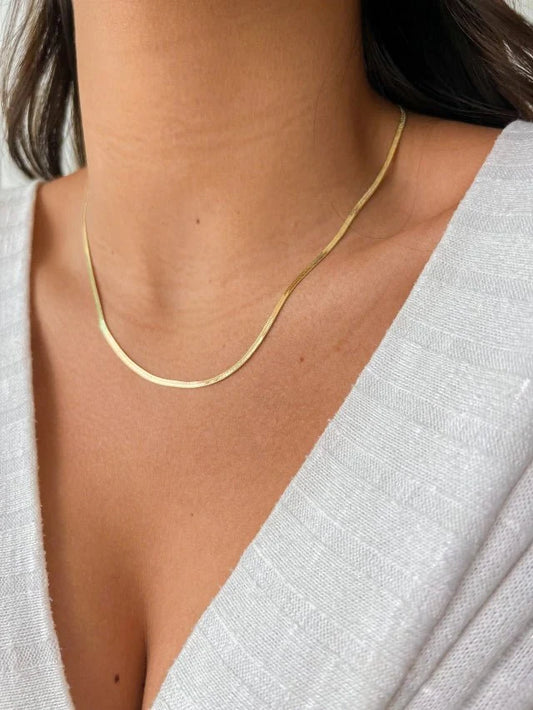 Necklace Fine 2mm Snake Chain 18K Gold-Plated in 18K gold-plated – Meiva necklace view 2