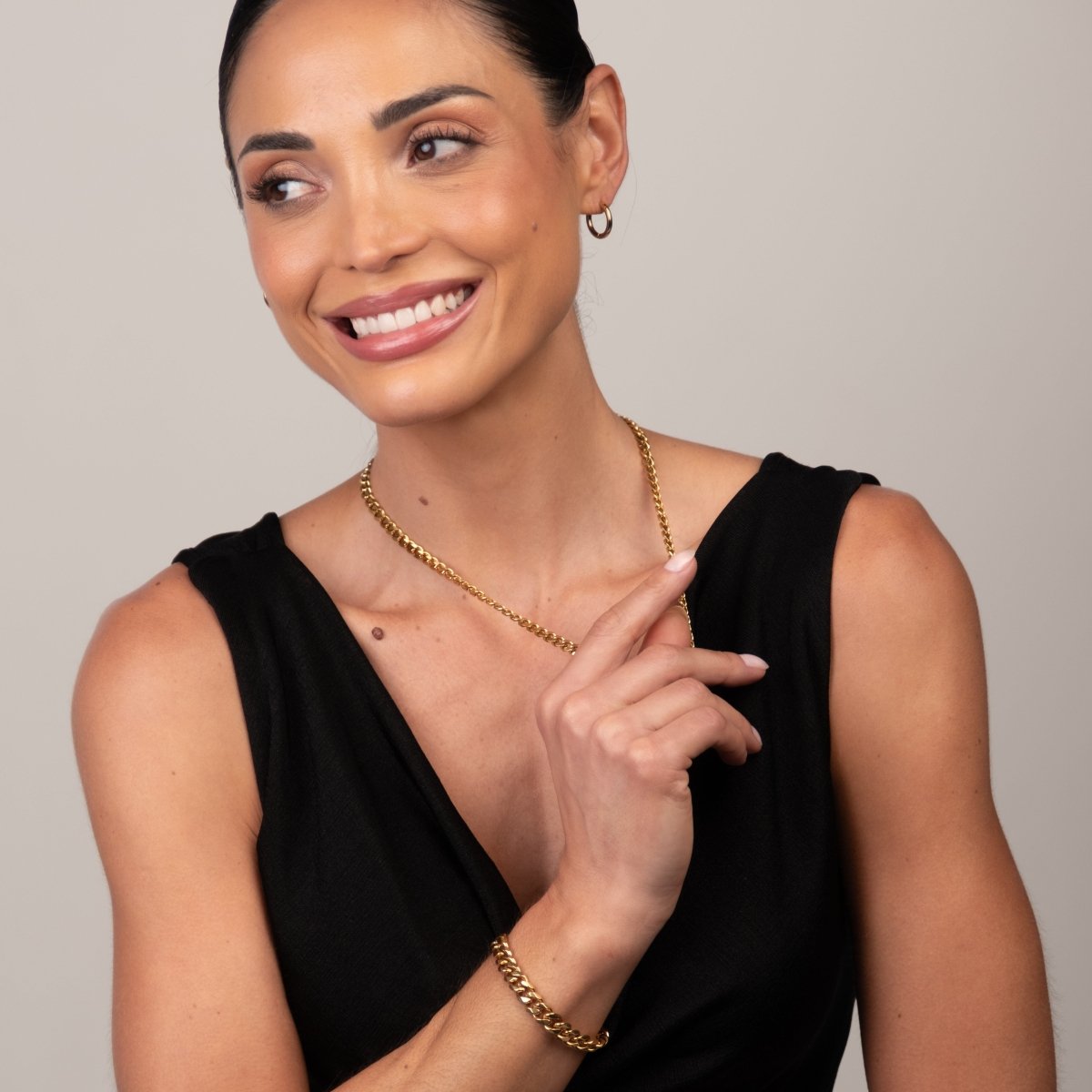 Necklace Selenza Cuban Chain 18K Gold-Plated in 18K gold-plated – Meiva necklace view 12