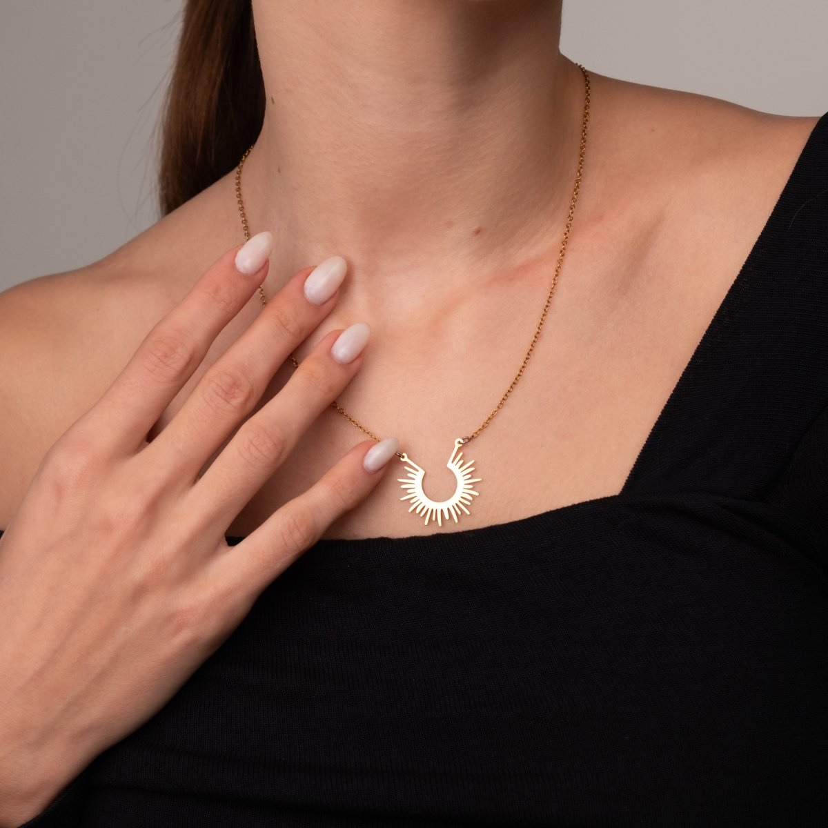Necklace Spike Pendant 18K Gold-Plated in 18K gold-plated – Meiva necklace view 4