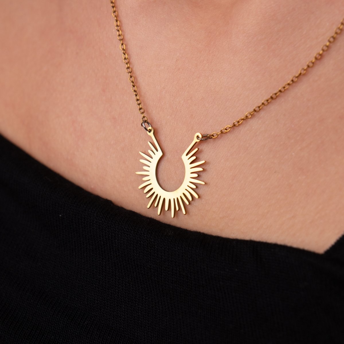 Necklace Spike Pendant 18K Gold-Plated in 18K gold-plated – Meiva necklace view 5