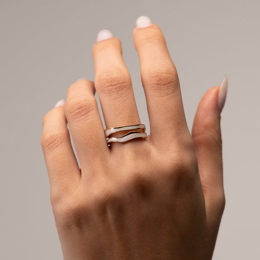 Ring Abstract Mother-of-Pearl Adjustable 18K Gold-Plated in 18K gold-plated, pearl – Meiva ring view 2