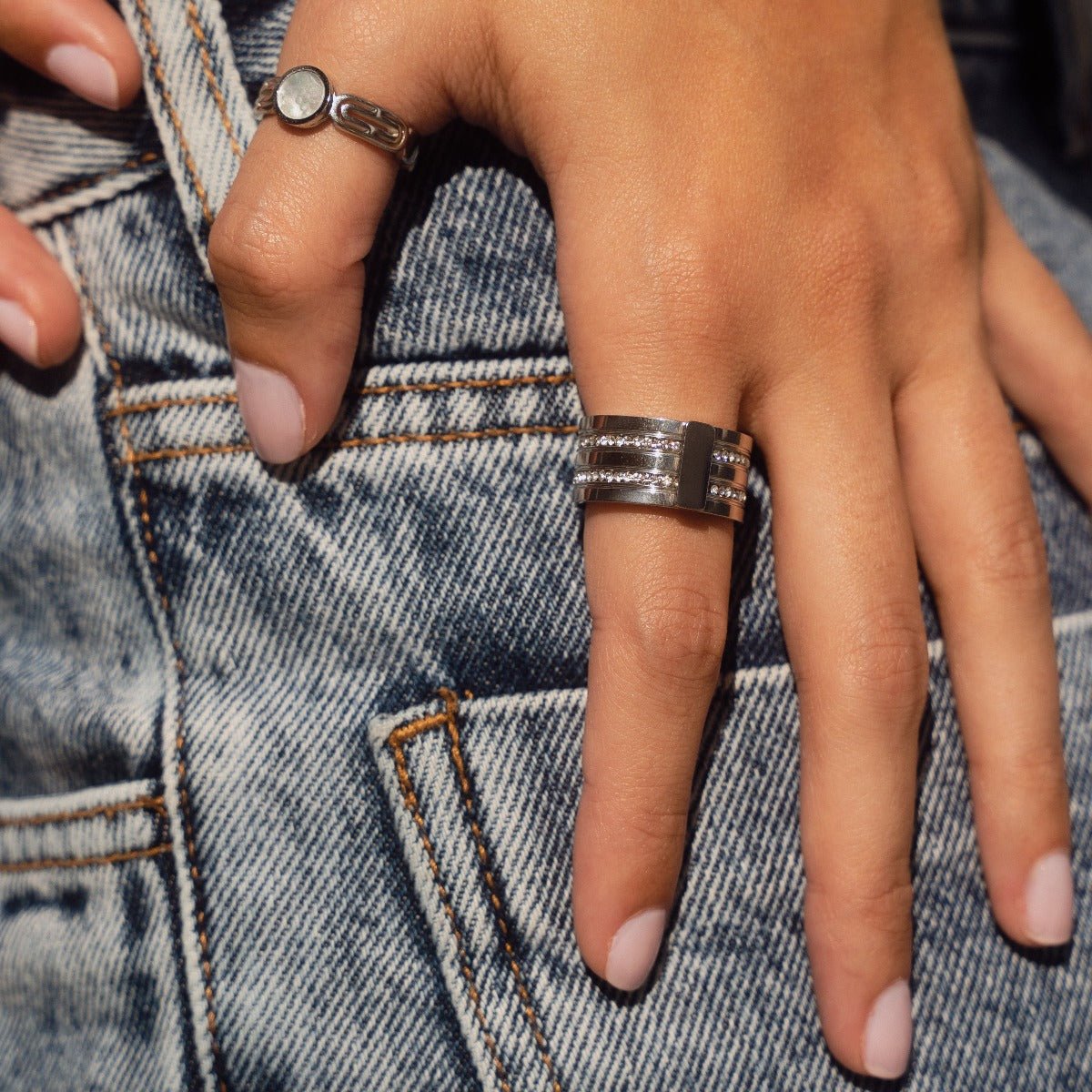 Ring Caviar Stack Silver – Meiva ring view 3