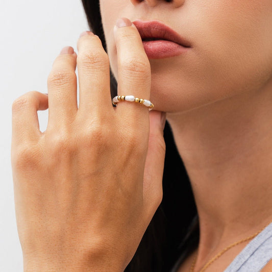 Ring Dress Pearl 18K Gold-Plated in 18K gold-plated, pearl – Meiva ring view 2