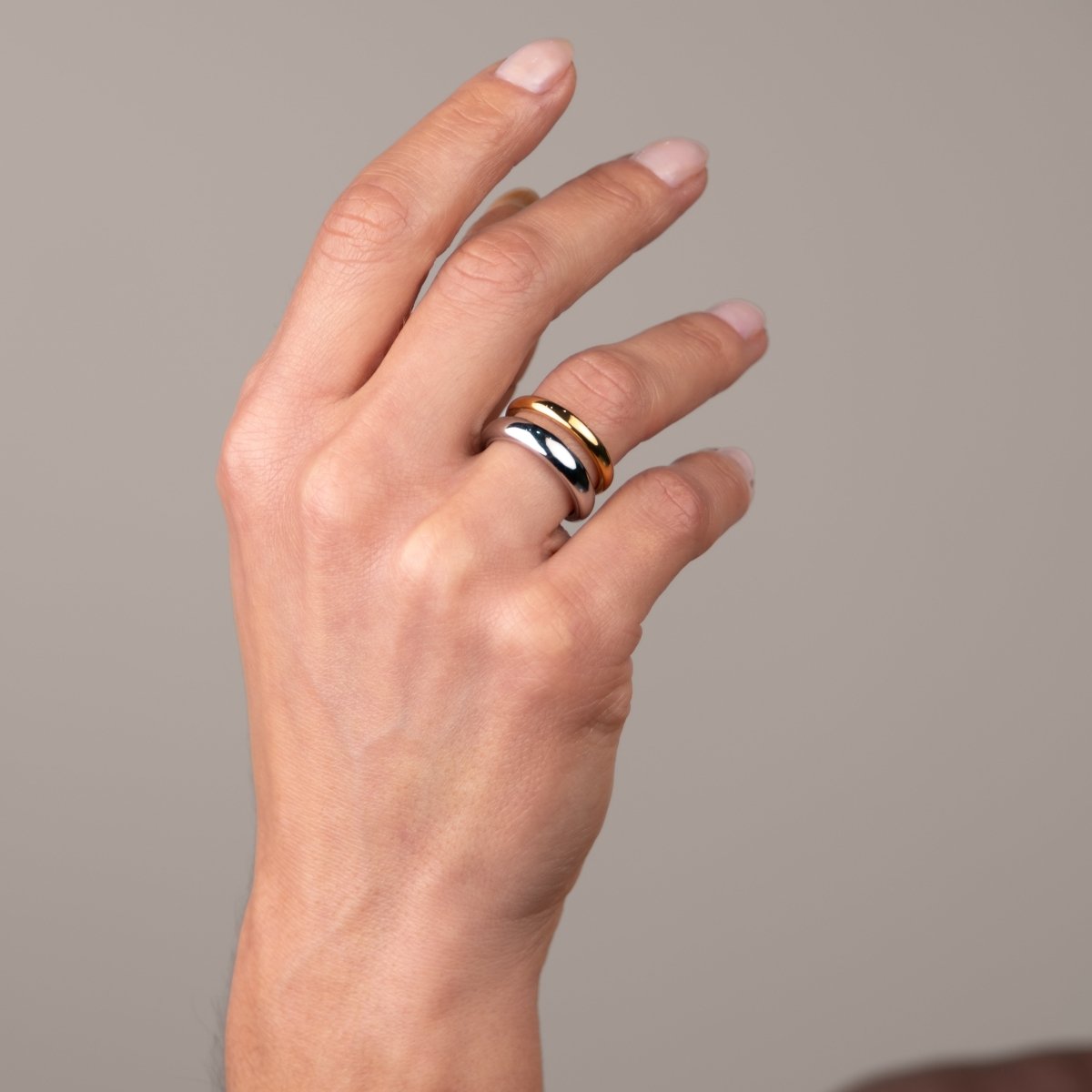 Ring Duality Adjustable Two-Tone Gold and Silver – Meiva ring view 2