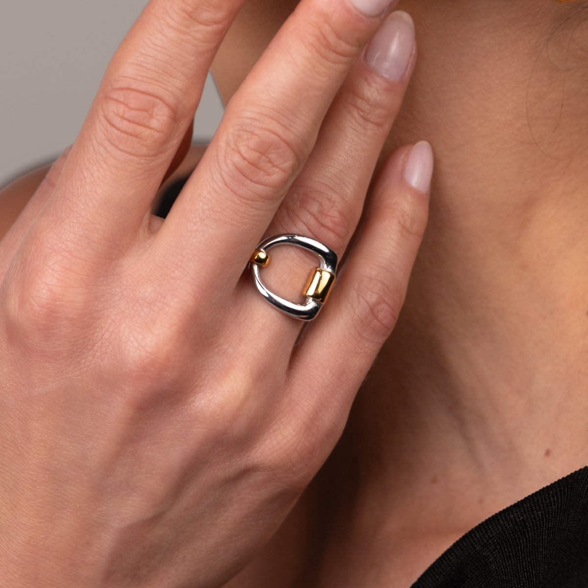 Ring Duo Link Adjustable Two-Tone Gold and Silver – Meiva ring view 4