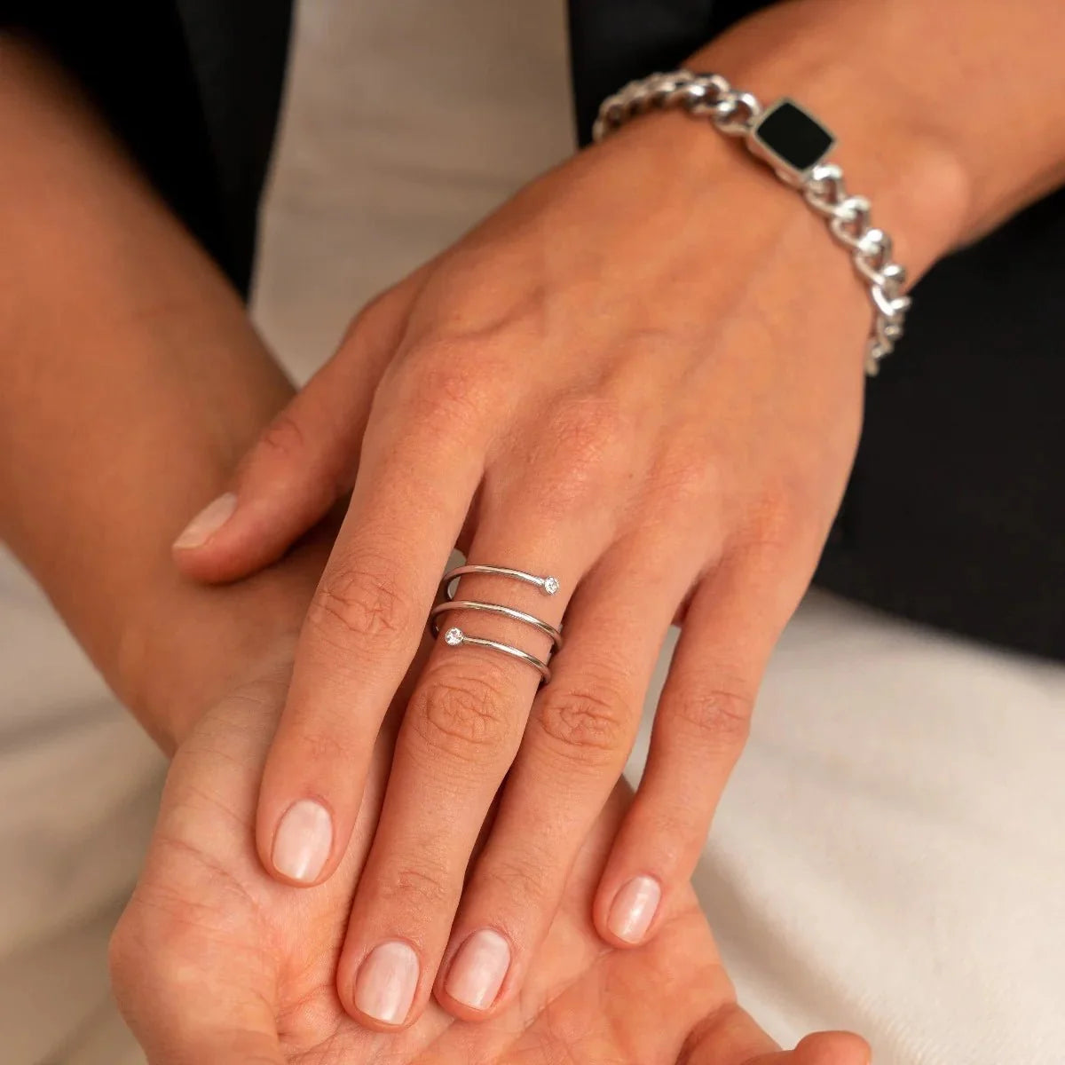 Ring Fine Spiral Silver – Meiva ring view 3