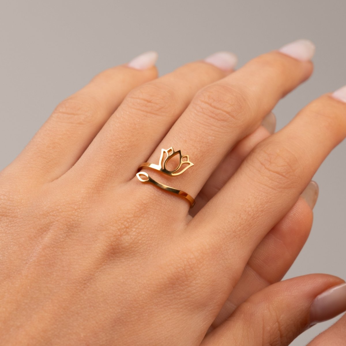 Ring Lotus Flower 18K Gold Plated in 18K gold-plated – Meiva ring view 8