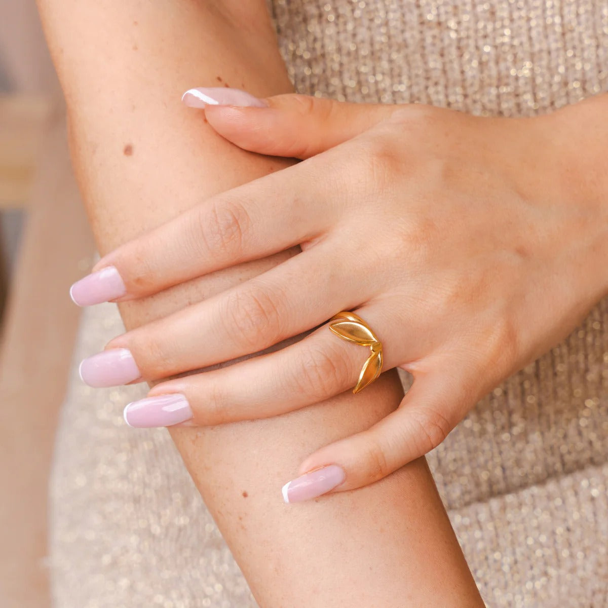 Ring Leaves Adjustable 18K Gold Plated in 18K gold-plated – Meiva ring view 6