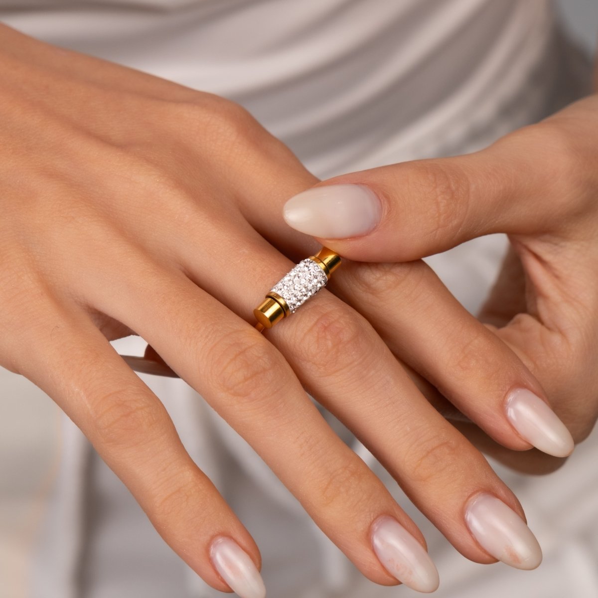 Ring Glitz Spinning 18K Gold-Plated in 18K gold-plated – Meiva ring view 5