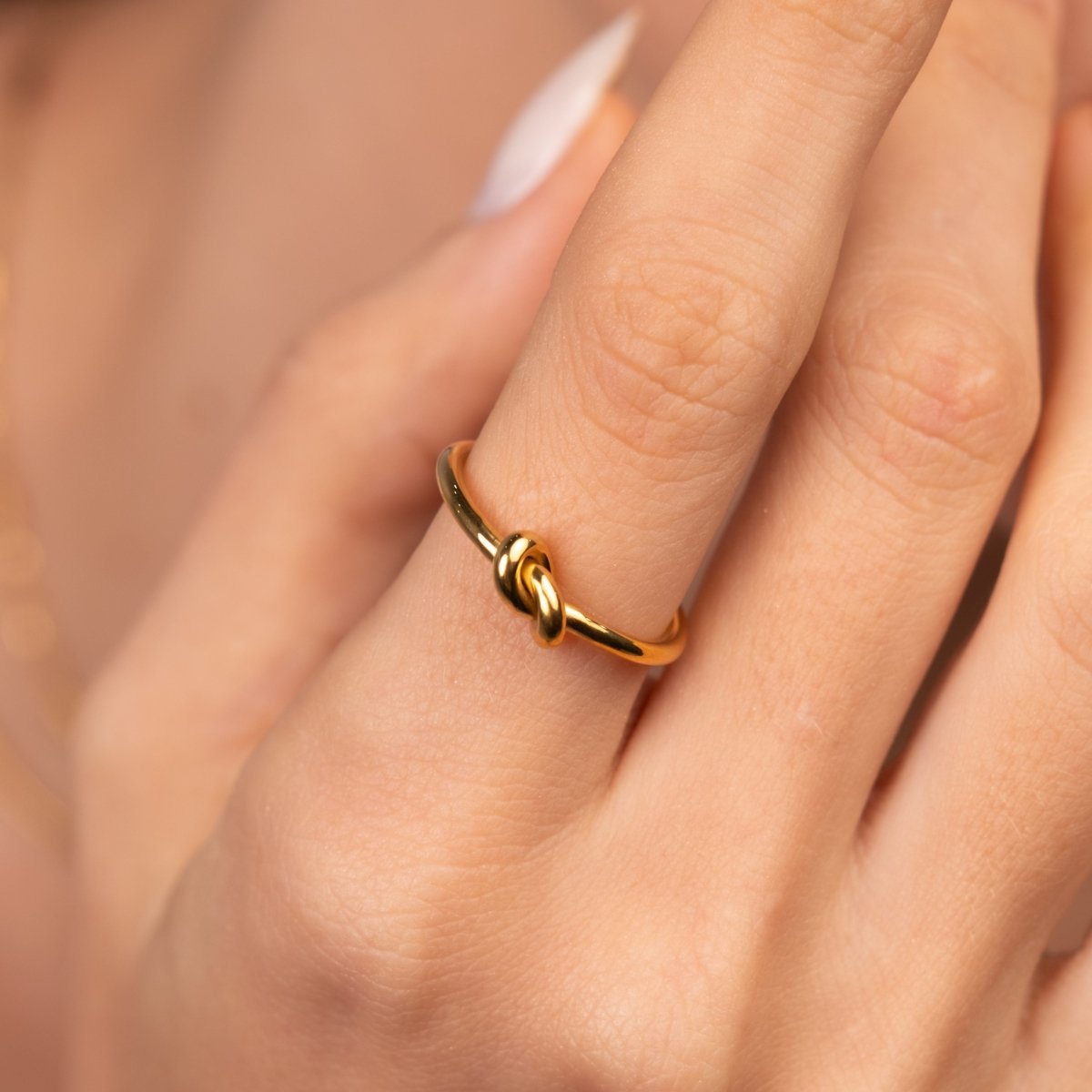 Ring Knot 18K Gold-Plated in 18K gold-plated – Meiva ring view 6