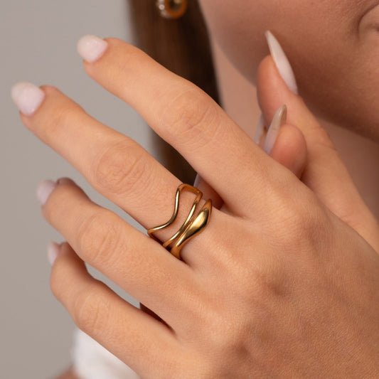 Ring Waves Adjustable 18K Gold Plated in 18K gold-plated – Meiva ring view 2