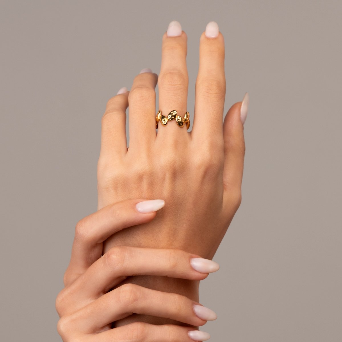 Ring Textured Organic Adjustable 18K Gold Plated in 18K gold-plated – Meiva ring view 4