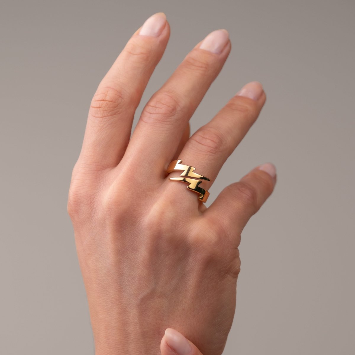 Ring Lightning Bolt 18K Gold Plated in 18K gold-plated – Meiva ring view 3