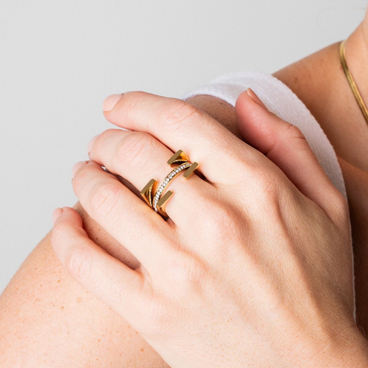 Ring Truth 18K Gold-Plated in 18K gold-plated – Meiva ring view 2
