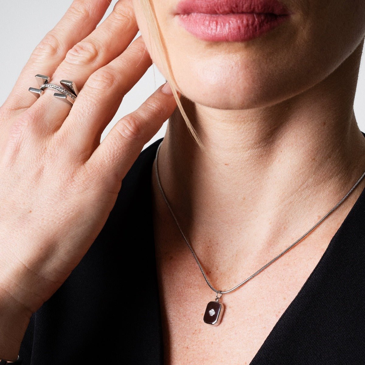 Ring Truth Silver – Meiva ring view 4