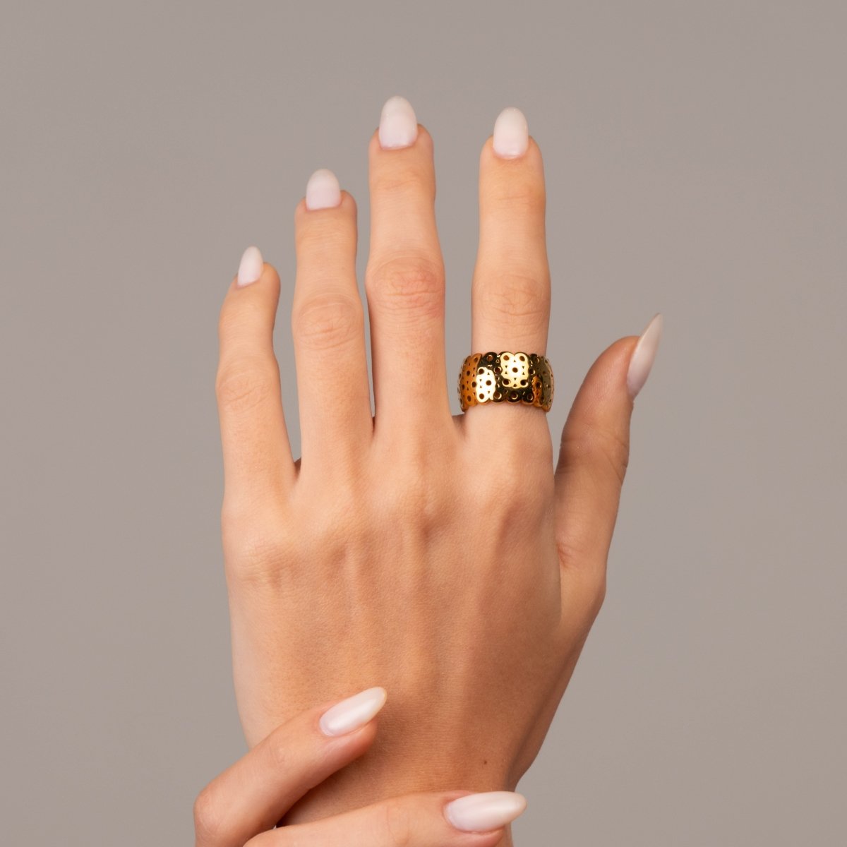 Ring Valenciana 18K Gold Plated in 18K gold-plated – Meiva ring view 2
