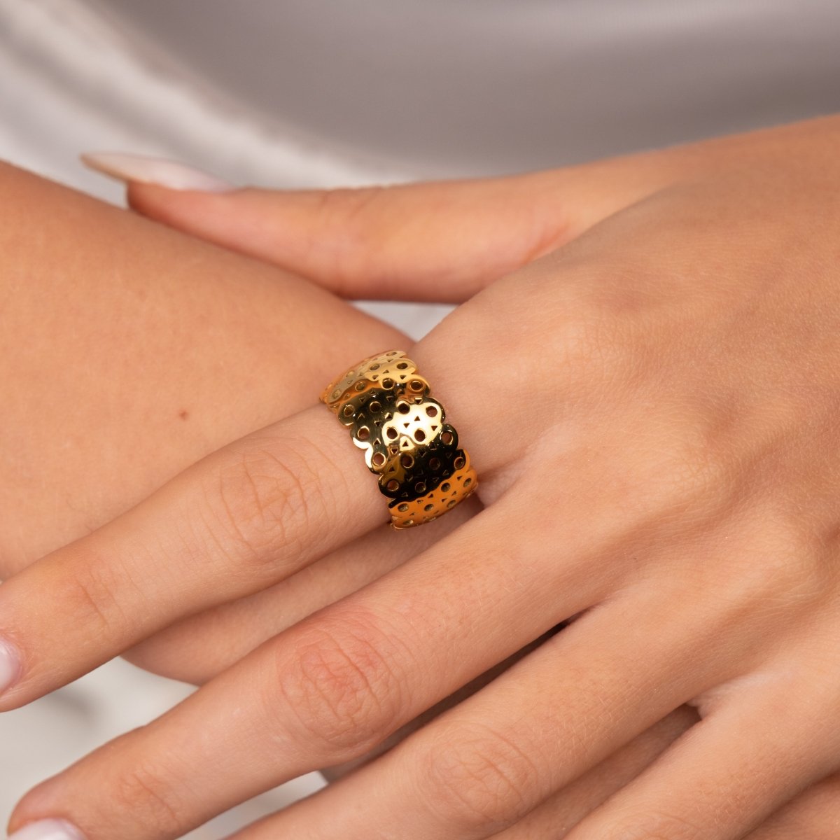 Ring Valenciana 18K Gold Plated in 18K gold-plated – Meiva ring view 4